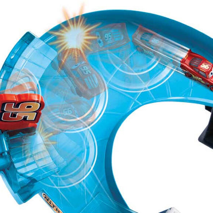 Cars Disney Rusteze Jump and Drift Racing Track Set de juego 